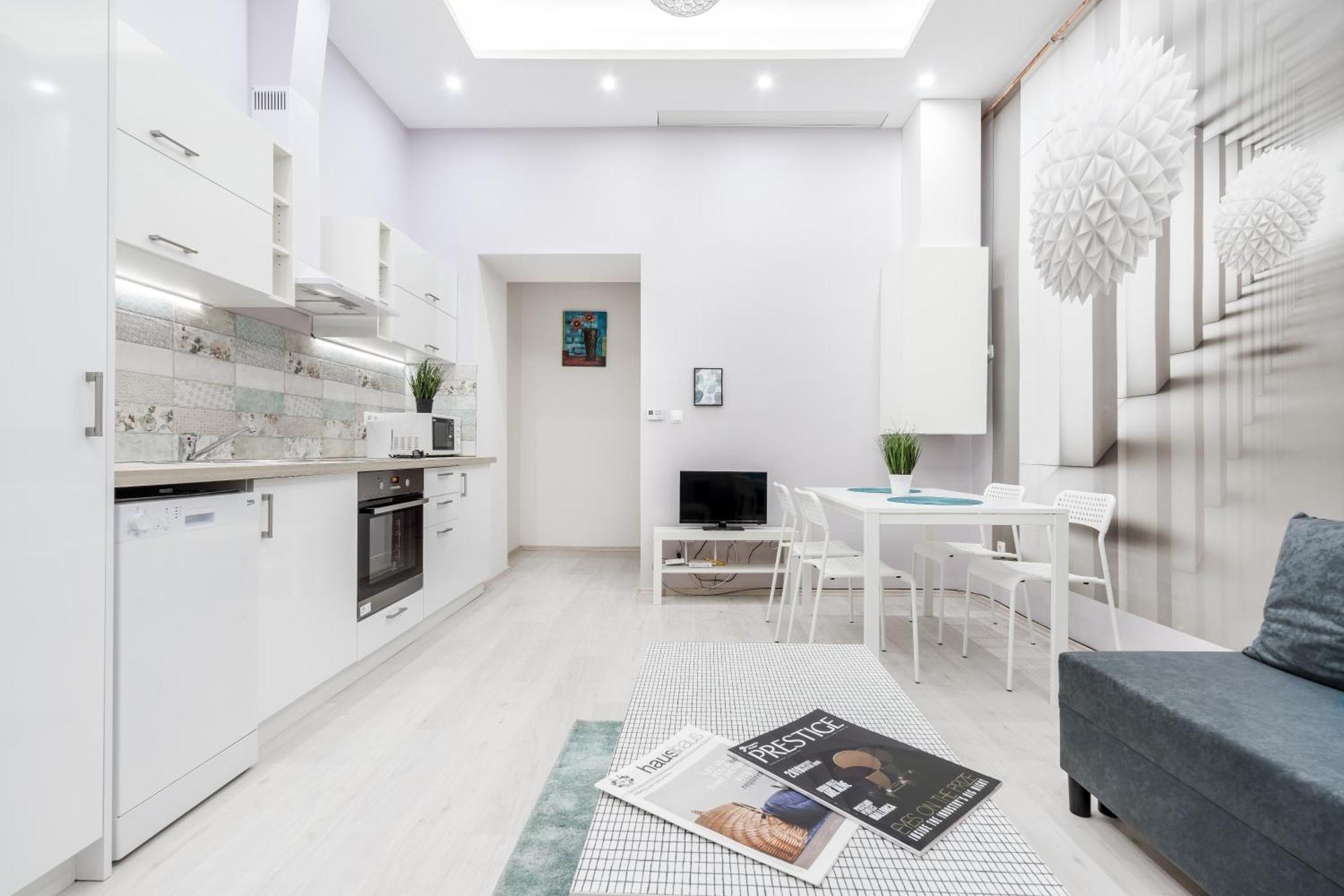 Cozy 2 Bedroom 2 Bathroom Apartment In The City Centre Budapest Kültér fotó